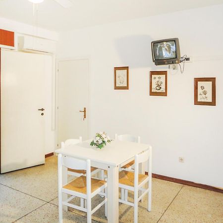 Yachting Residence Lignano Sabbiadoro Phòng bức ảnh