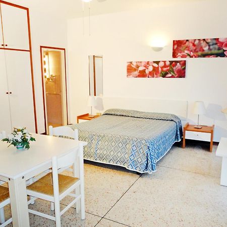 Yachting Residence Lignano Sabbiadoro Phòng bức ảnh