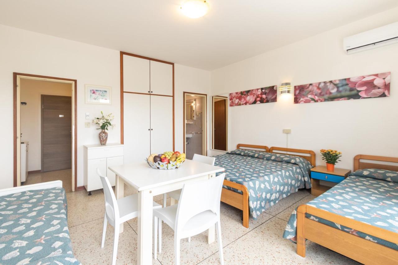 Yachting Residence Lignano Sabbiadoro Ngoại thất bức ảnh